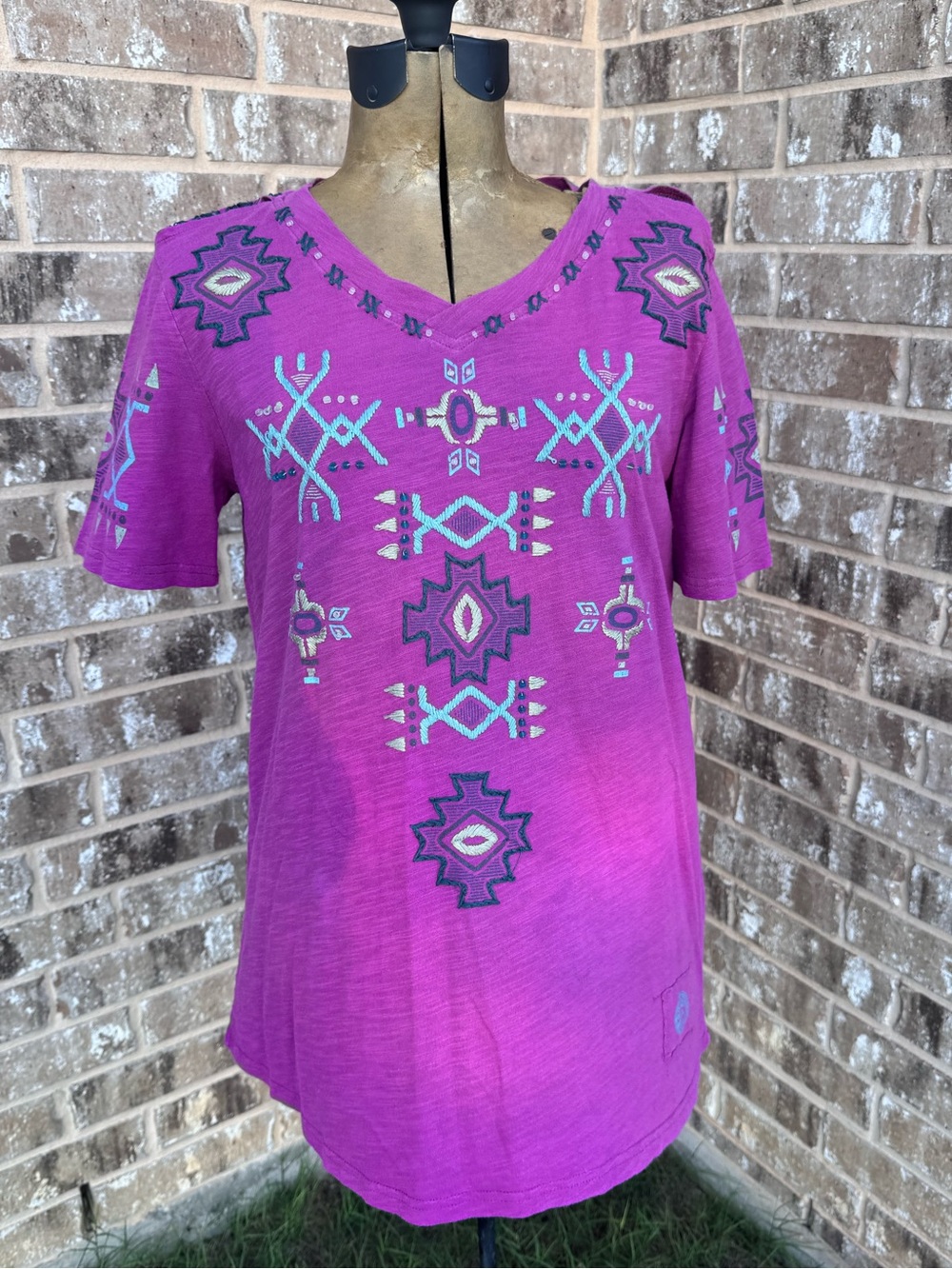 Double D Ranch Embroidered V-Neck Women's Open Shoulder Top